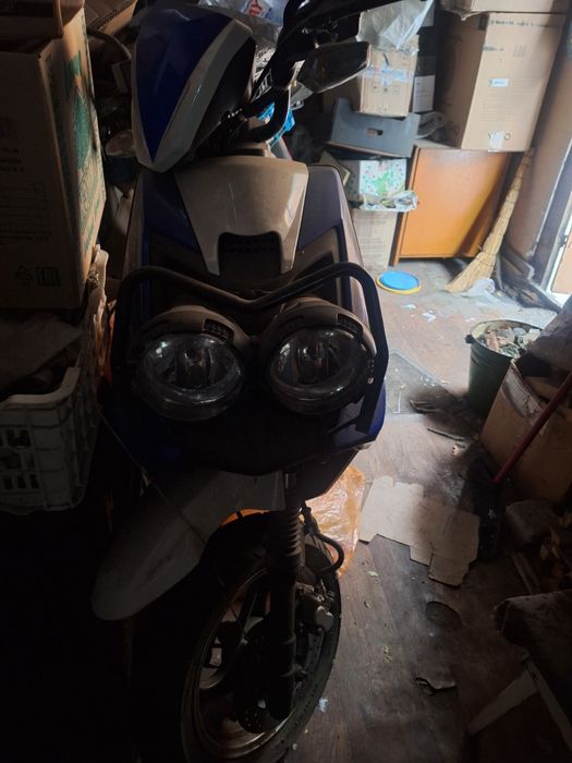 продам скутер райсер бмв