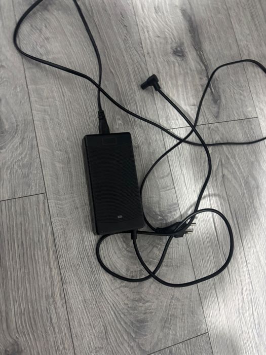 Vand Xiaomi Electric Scooter 4 pro 2nd negociabil