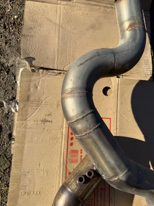 Продавам генерация за е90 231 кс на ф76 с даунпайп на ф76 неръждавейка