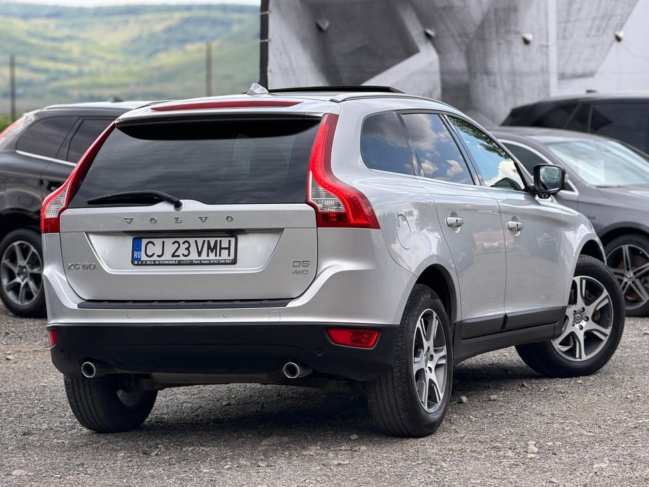 VOLVO XC60 2012 — imagine 3