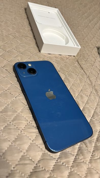 Iphone 13 в идеальном состоянии
