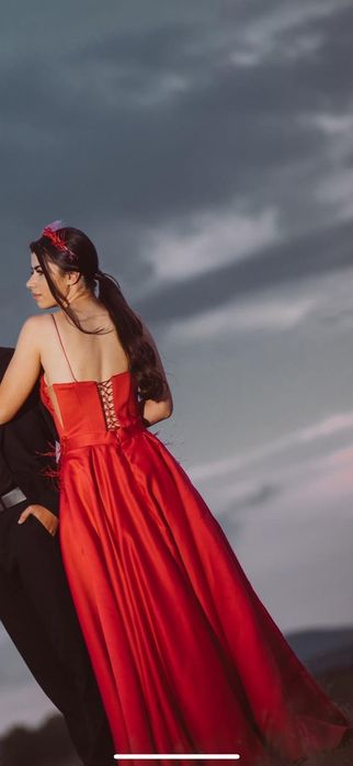 Официална рокля Sezelle