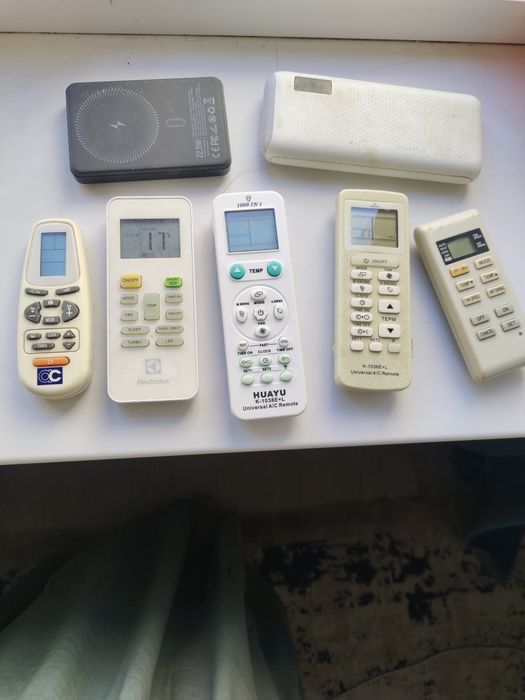 Пульт от кондиционера разные,900