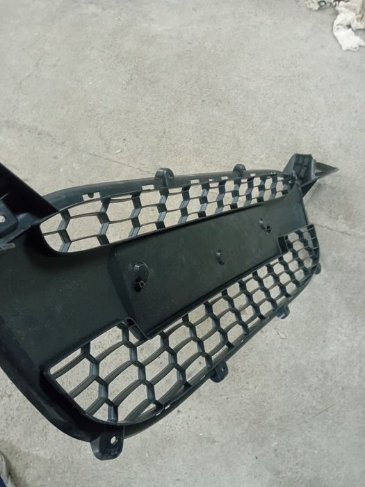 Продам решётку радиатора