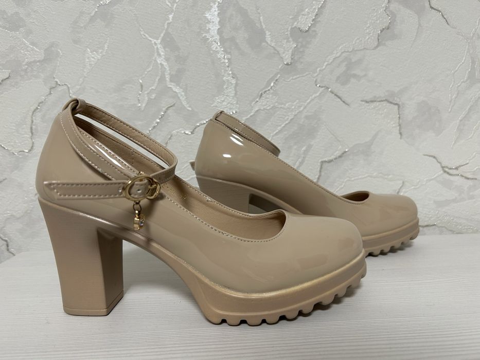 Туфли 39 размер