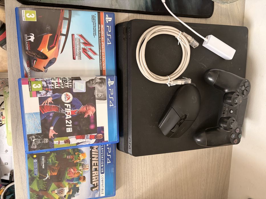 PS4 slim 512GB   оригинален контролен 3игри  и мишка g305.Lan кабел.