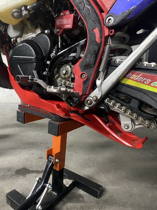 Mecanic Moto/Scutere (ktm,yamaha,suzuki,honda)