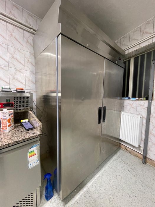 Vand frigider horeca dublu in stare perfecta de functionare