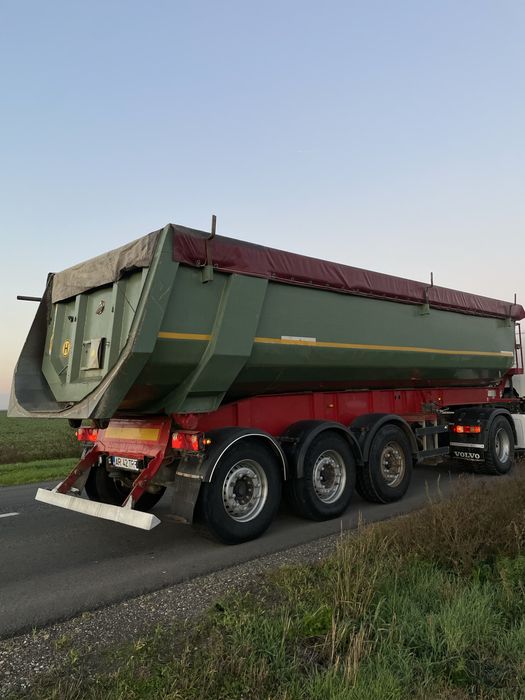 Semiremorca schwarzmuller basculabila/ bena piatra