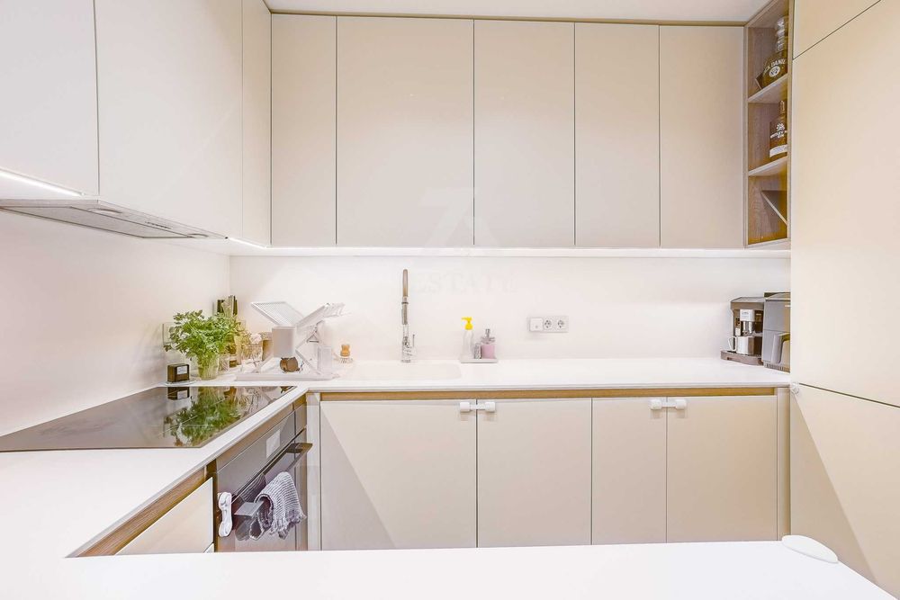 2- стаен апартамент в кв. Горубляне-Гр. София