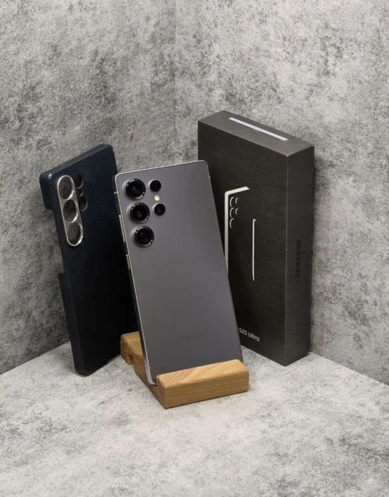 Samsung S25 Ultra в идеальном состоянии