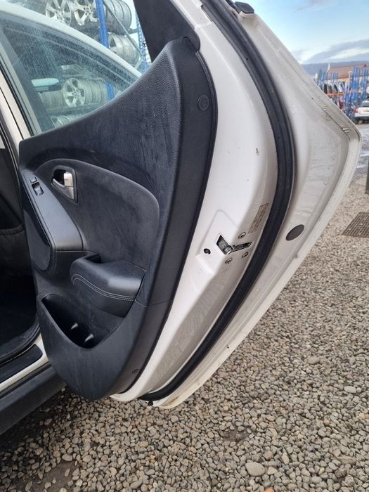 Usa Dreapta Spate Hyundai IX35 2010 - 2019 SUV 5 Usi ALB TCW9P (1171)