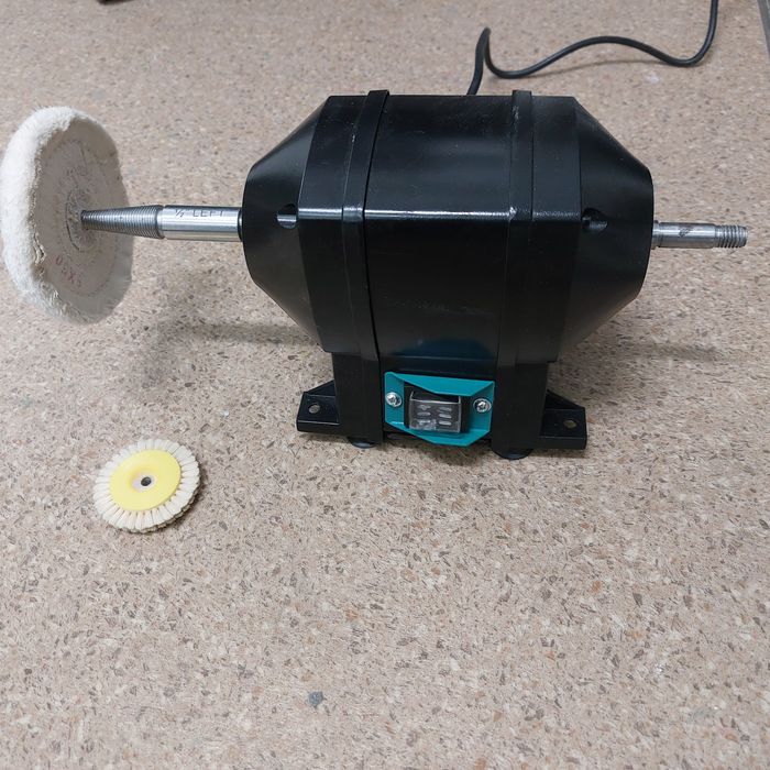 Motor lustruit proteze-tehnica dentara