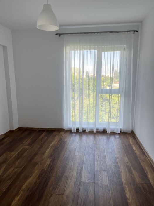 Apartament 3 camere de închiriat – modern, complet mobilat și utilat