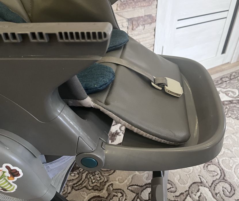 Стульчик для кормления.