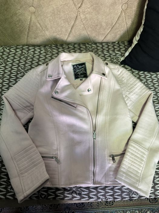 Куртки на девочку срочно