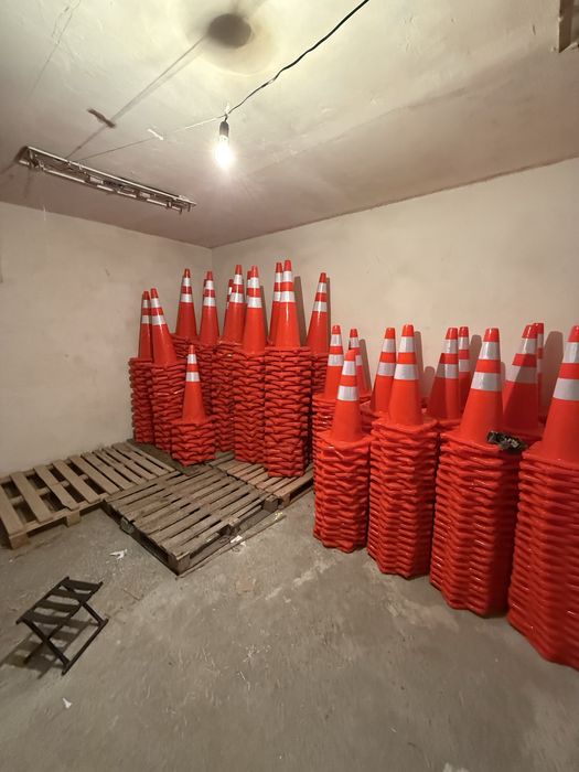 Столбик фишка конус