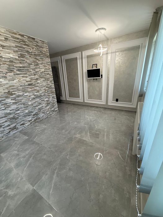 Apartament 2 camere, 62 mp utili, parter, semi-mobilat, Coresi - 135.000 €