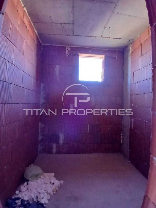 Продава се Тристаен апартамент в Пловдив, Прослав - 102 кв.м за 580 €/кв.м - Снимка #6