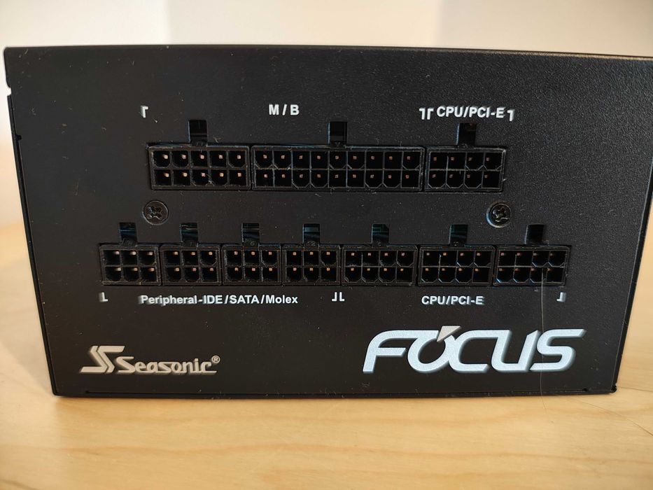 Sursa Seasonic 650W modulara - 430 lei