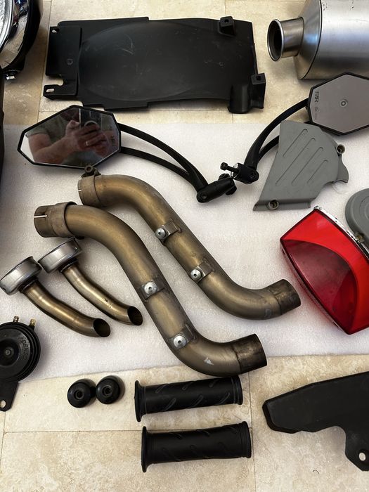 Vand piese moto originale pentru Ducati M onster S2R