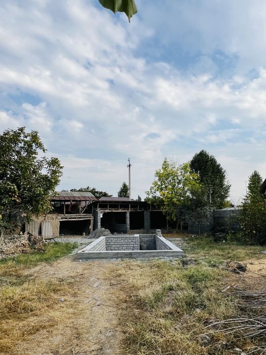 Участок двух этажный 10 сотих