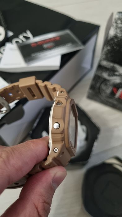 Casio g-shok 5600 NC