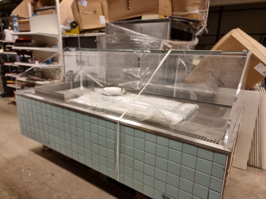 Linie autoservire impinge tava cald-rece