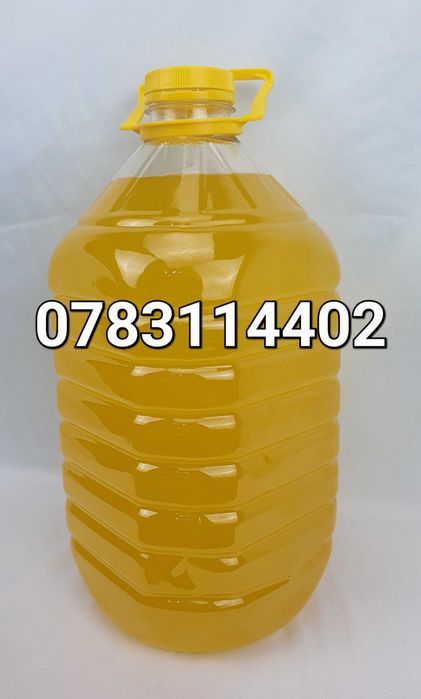 Ulei de floarea soarelui-->Presat la rece->12 lei litrul->ULEI NATURAL