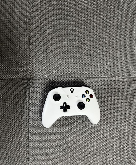Xbox one s perfect fuctional 1tb