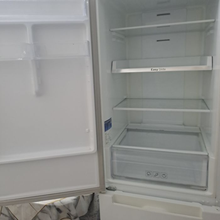 Продам холодильник самсунг