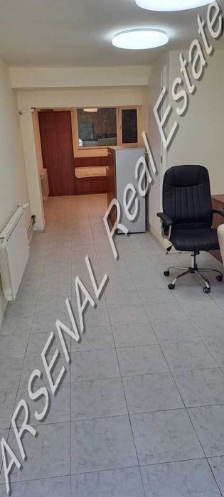 Дава се под наем Офис в София, Център - 47 кв.м за 398.82 € - Снимка #2
