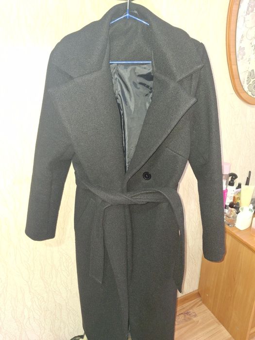 Продам пальто женское