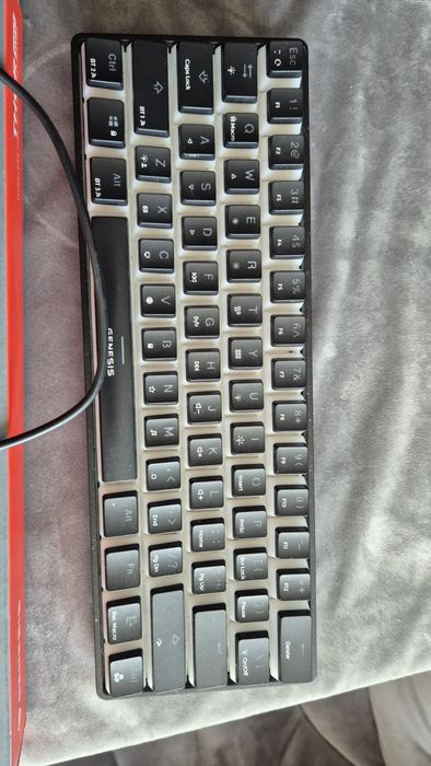 Genesis thor 660 геймърска клавиатура