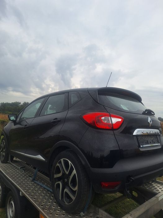 dezmembrez renault captur 1.5 dci