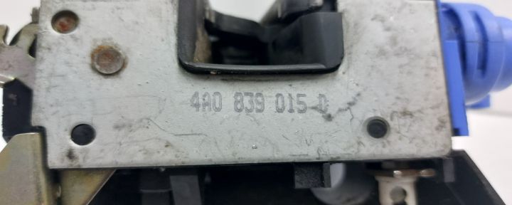 Broasca usa stanga spate 4a0839015d Audi A3 8L