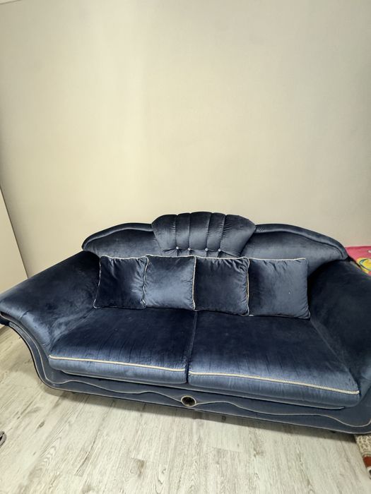 Продаю итальянский диван