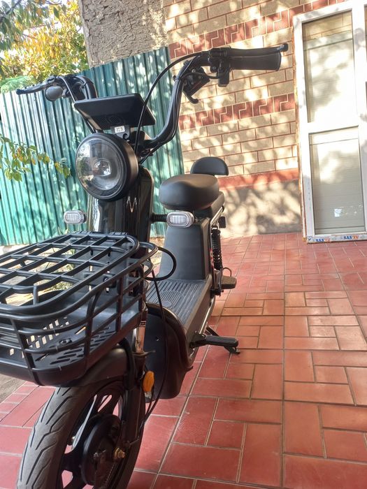 Skuter sotiladi yangi