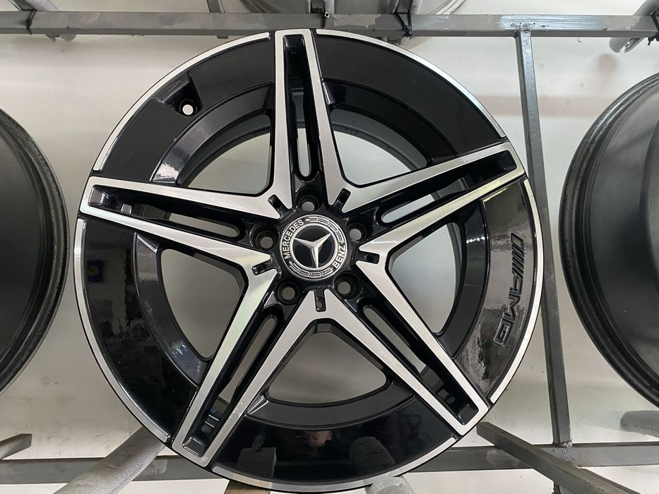 Janta (una) '18 originala Mercedes AMG C Class W206 A2064011800