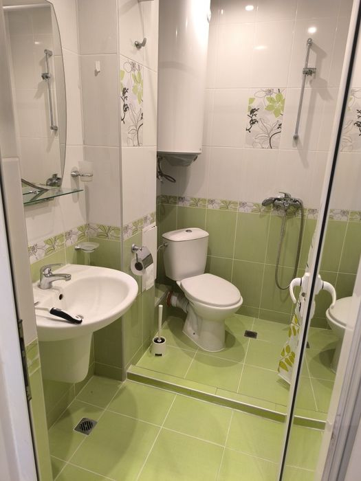 Апартамент под наем център операта