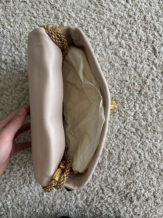 Valentino garavani чанта