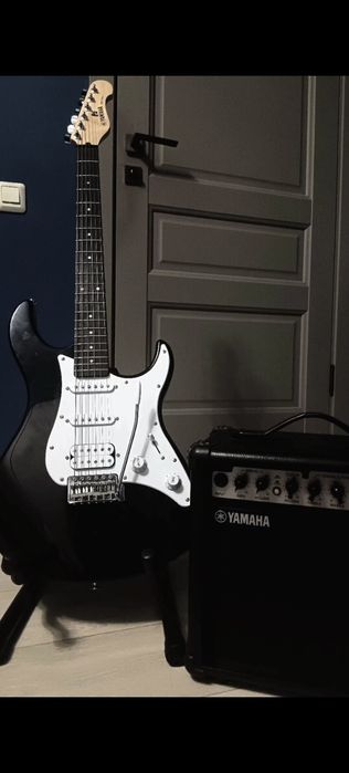 Продаю электрогитару Yamaha eg 112C