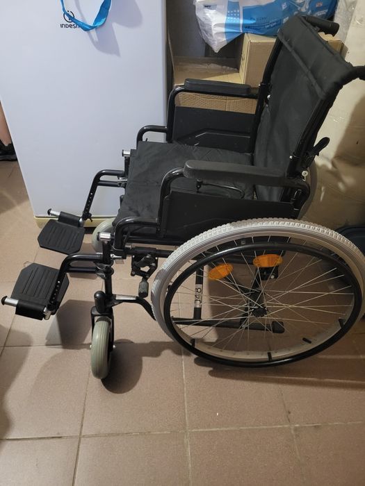 Коляска инвалидный