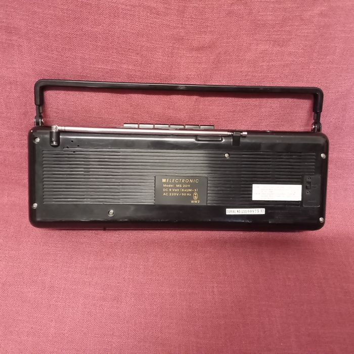 Radiocasetofon stereo Melectronic.