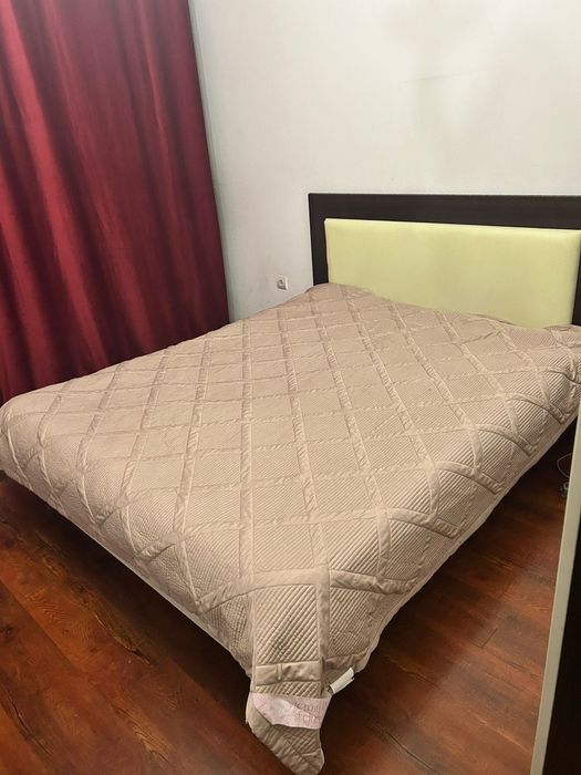 Кровать двуспальная