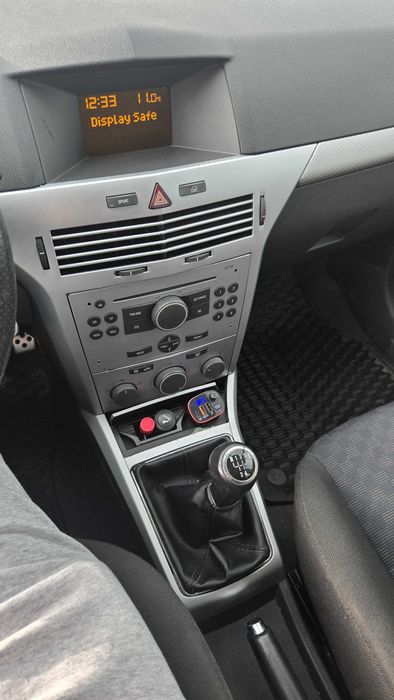Opel Astra H 1,6 benzina