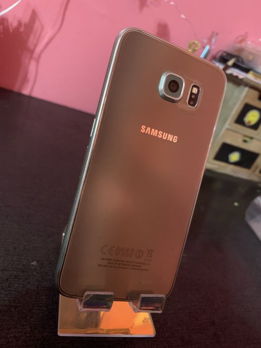 Vand Samsung Galaxy S6 gold