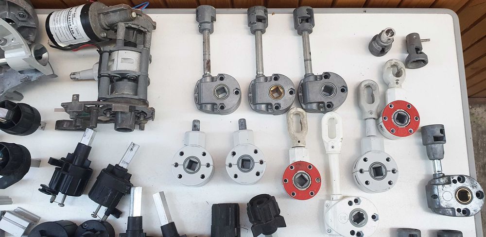 Piese marchize Thule, Fiamma,  LB , noi si folosite, toate la pachet