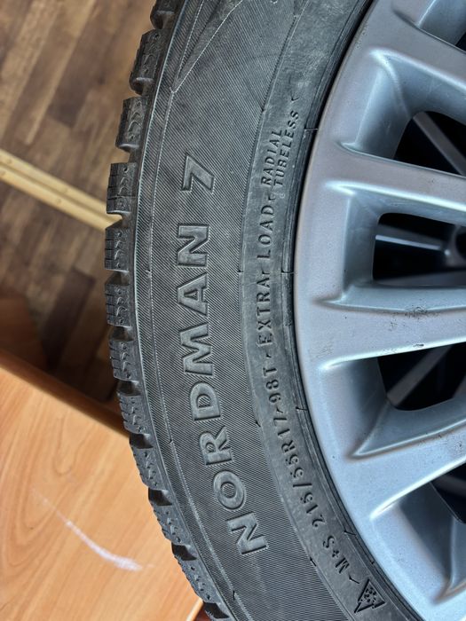 Продам резину зимняя nokian