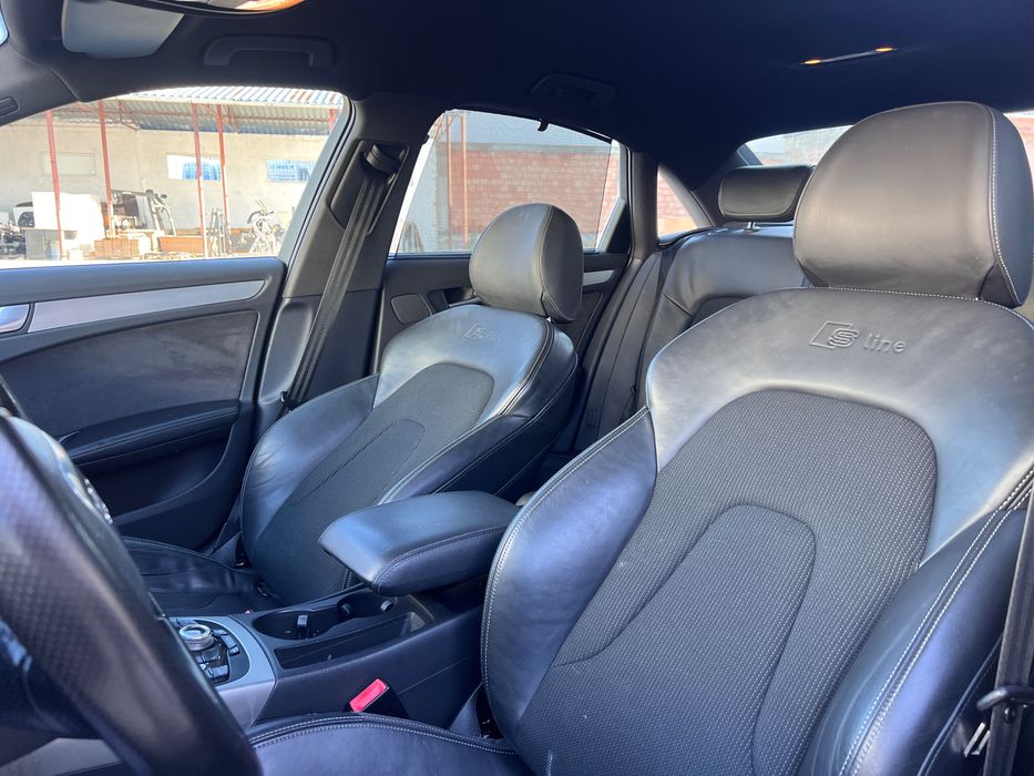 Vând Audi A4 B8 2009